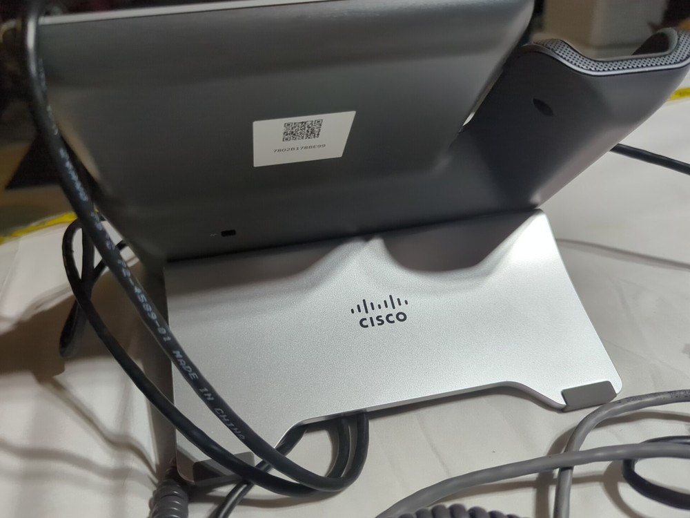 Cisco 8811 IP Phone - Charcoal
