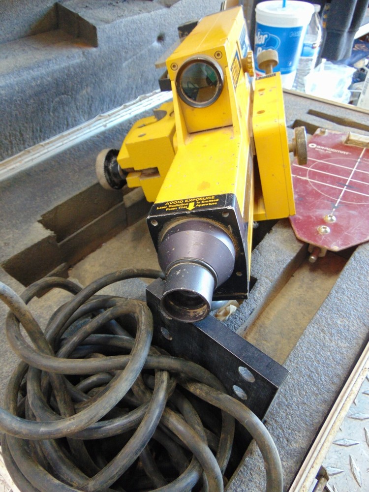 MICRO GRADE LASER SYSTEMS 41PL10 KIT with CARRYING CASE (see description)