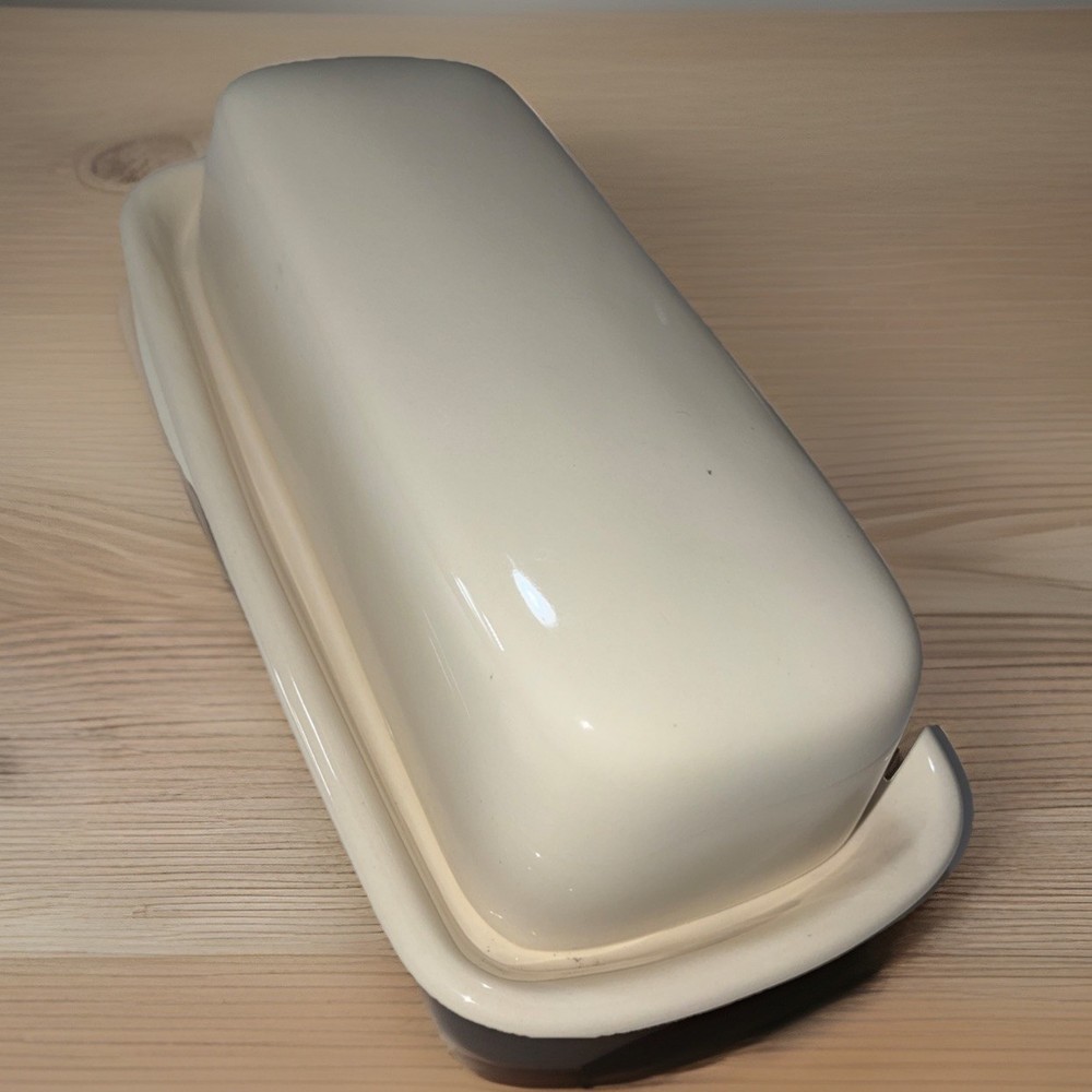 Corelle Coordinates Stoneware Butter Dish with Cover Solid White