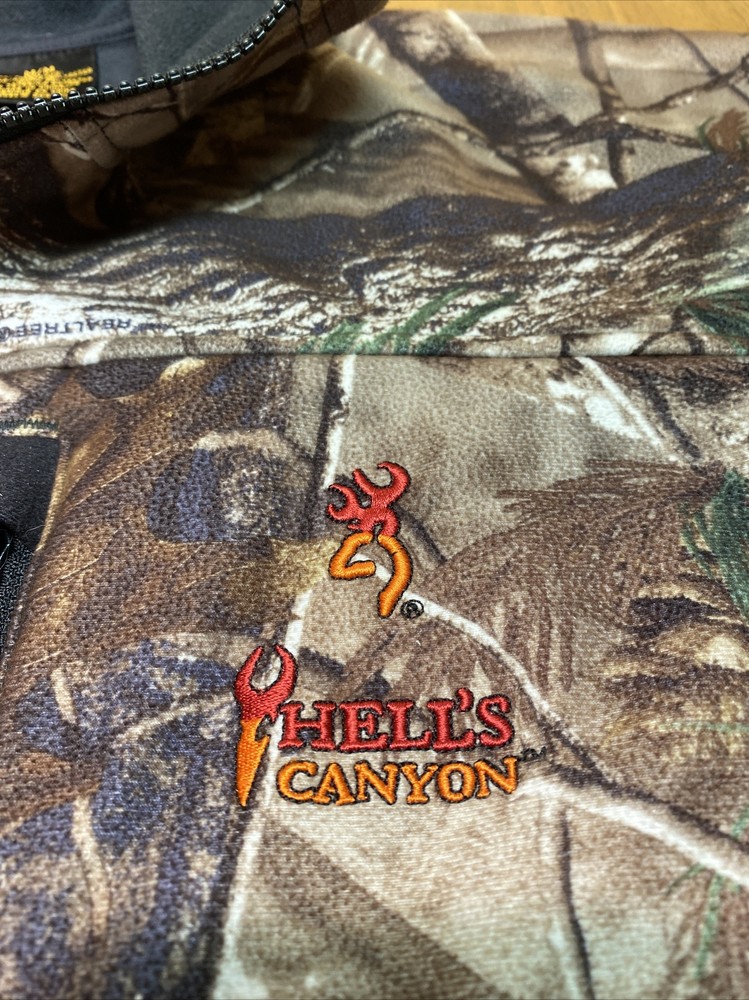 Mens BROWING Hell's Canyon ODORSMART Realtree Softshell Jacket M