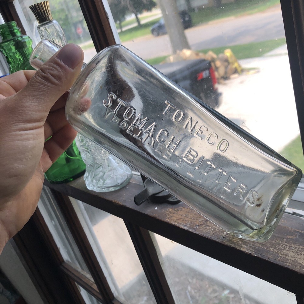 TONECO STOMACH BITTERS BOTTLE CLEAR APPETIZER TONIC