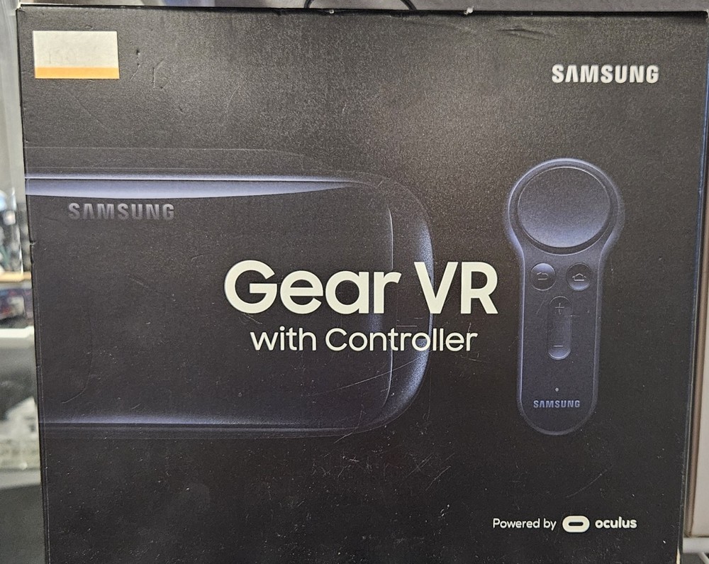 Samsung Gear VR 2017 w/ Controller