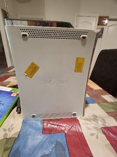 Microsoft Xbox 360 With 1 Controller, All Cords 2 Games And Infiny Pad