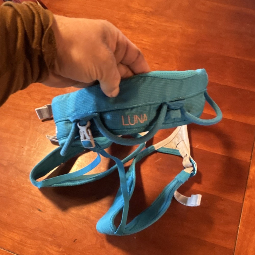 Petzl Luna Climbing Harness Blue Size M-L Model