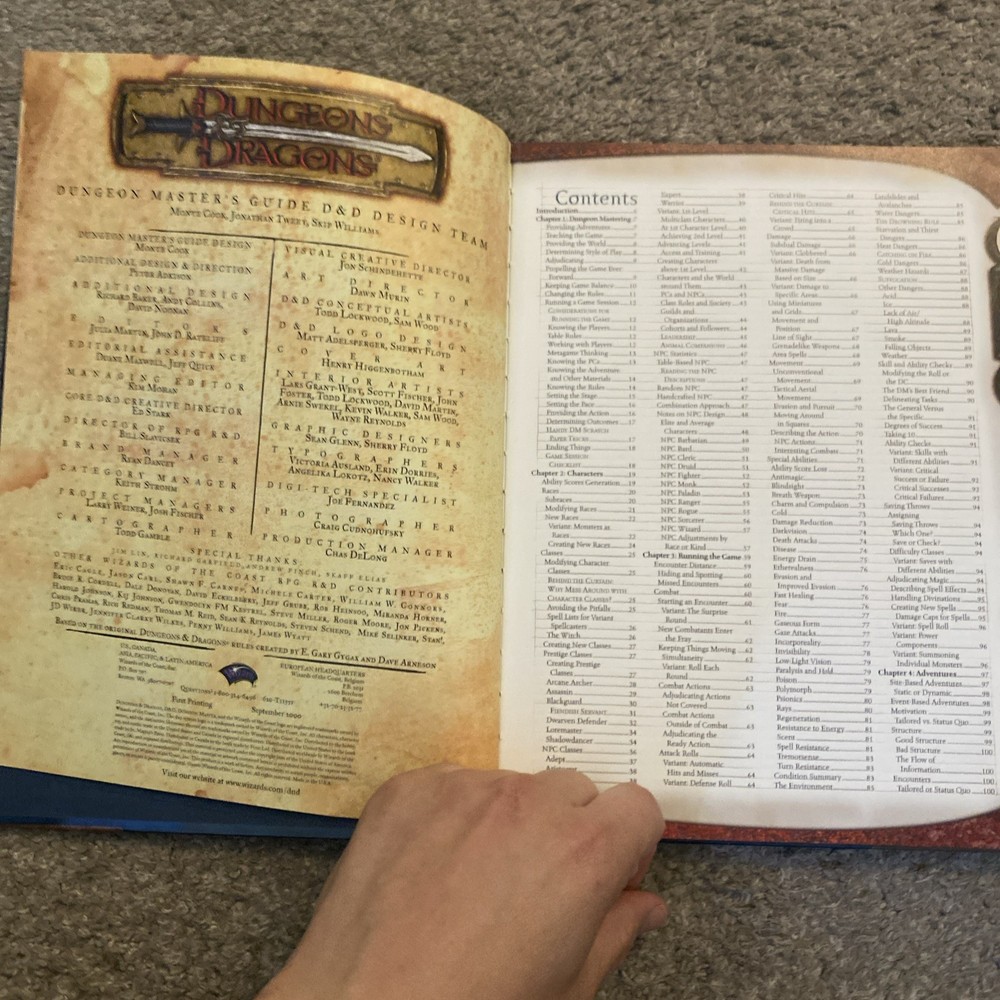 Dungeons & Dragons 3rd Edition Dungeon Masters Guide Core Rulebook 2 (D&D, 2000)