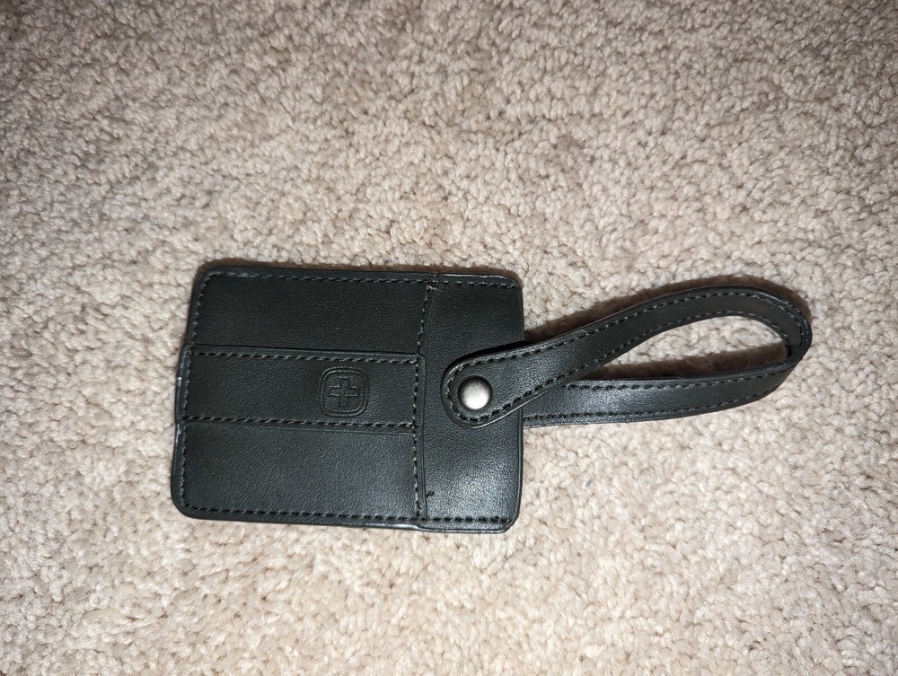 Victorianox Leather Luggage Tag