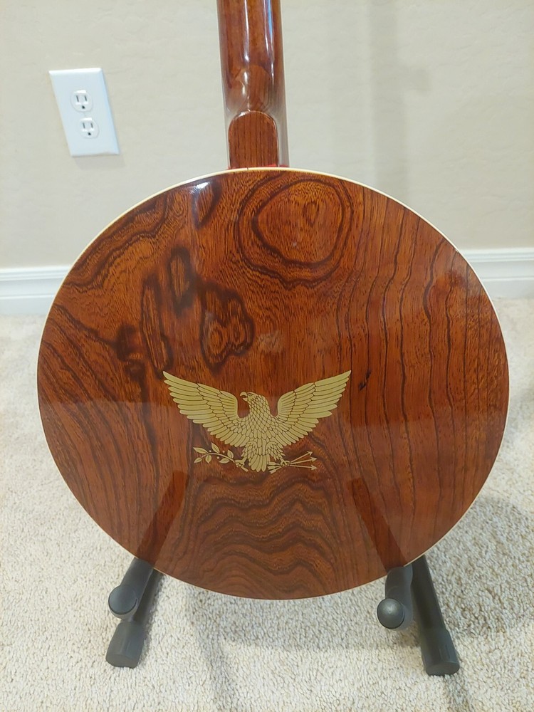 Dakota 5 String Banjo With Remo Head