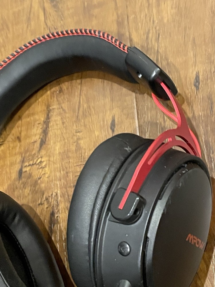 Mpow BH415A Wireless Gaming Headset In Good Used Condition