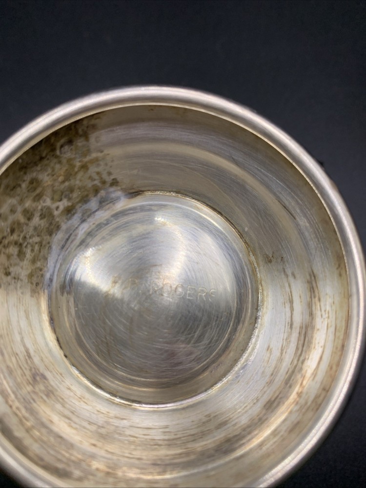 FB Rogers Silver plated Lidded Sugar Bowl Handles Vtg