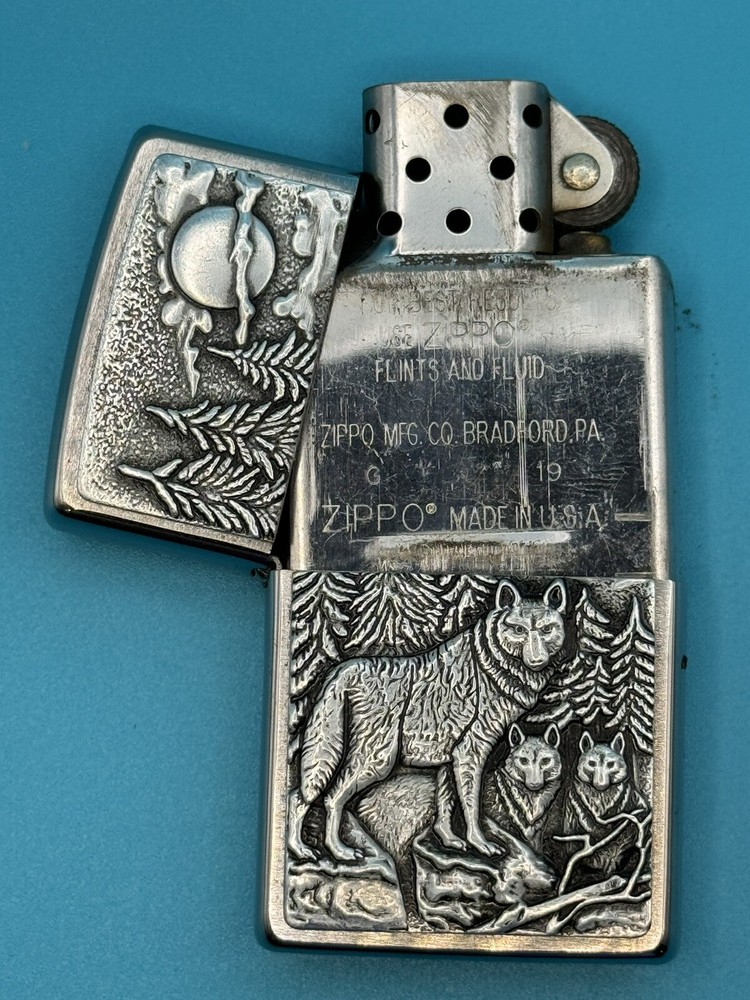 2019 Timberwolves Full Moon Wolf Emblem Chrome Zippo Lighter