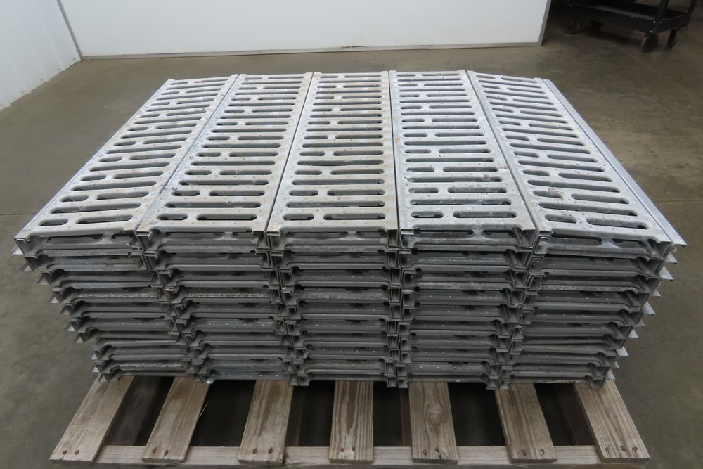 Interlake 9"x 30" Galvanized Steel Slotted Pallet Racking Deck 34"D Rack 100pcs