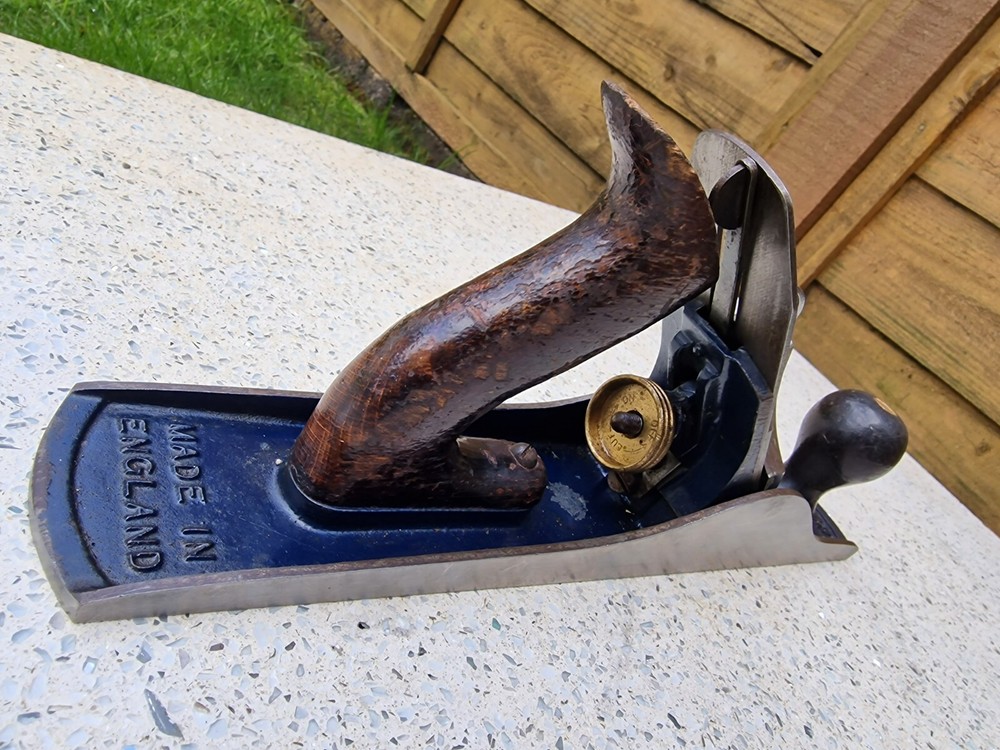 Vintage Record Plane No 5 Woodworking Tool