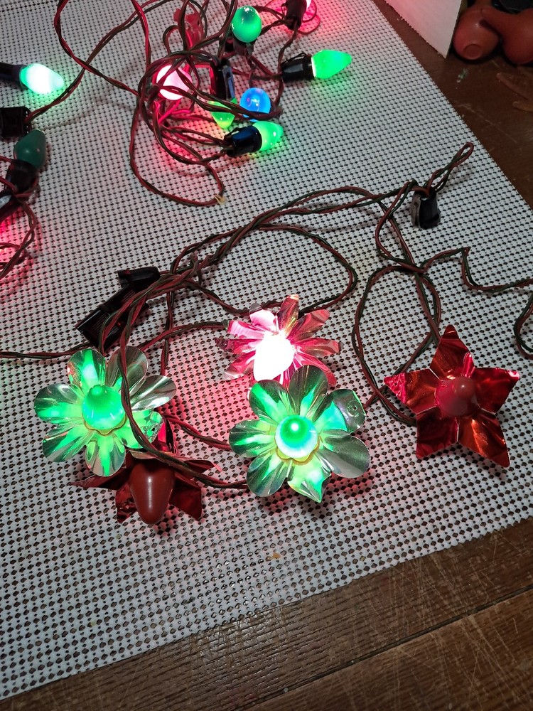 Gilbert Vintage C7 Christmas Light Strings 3 Sets 7 Sockets Per String, 11' 4"