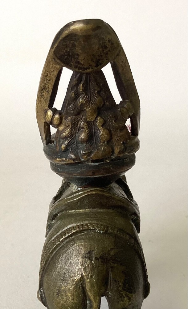 ANTIQUE BRONZE ELEPHANT WITH A HOWDAH !
