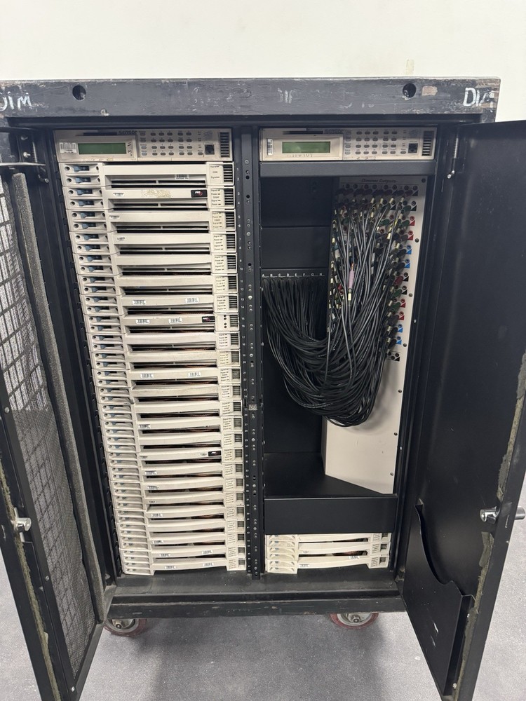 ETC Sensor Dimmer 48 Channel Light Stage Lighting Theater  Rig - With Modules