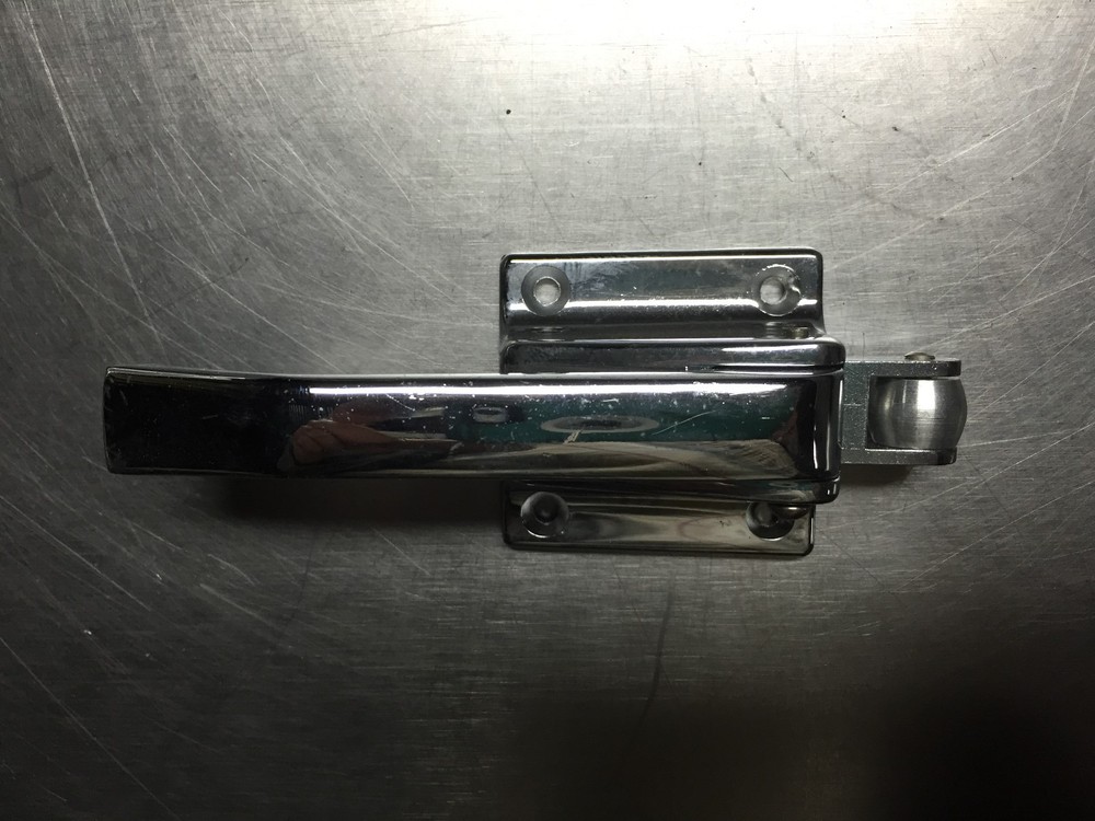E40609 CASE Chrome Handle LATCH GENUINE CASE PART