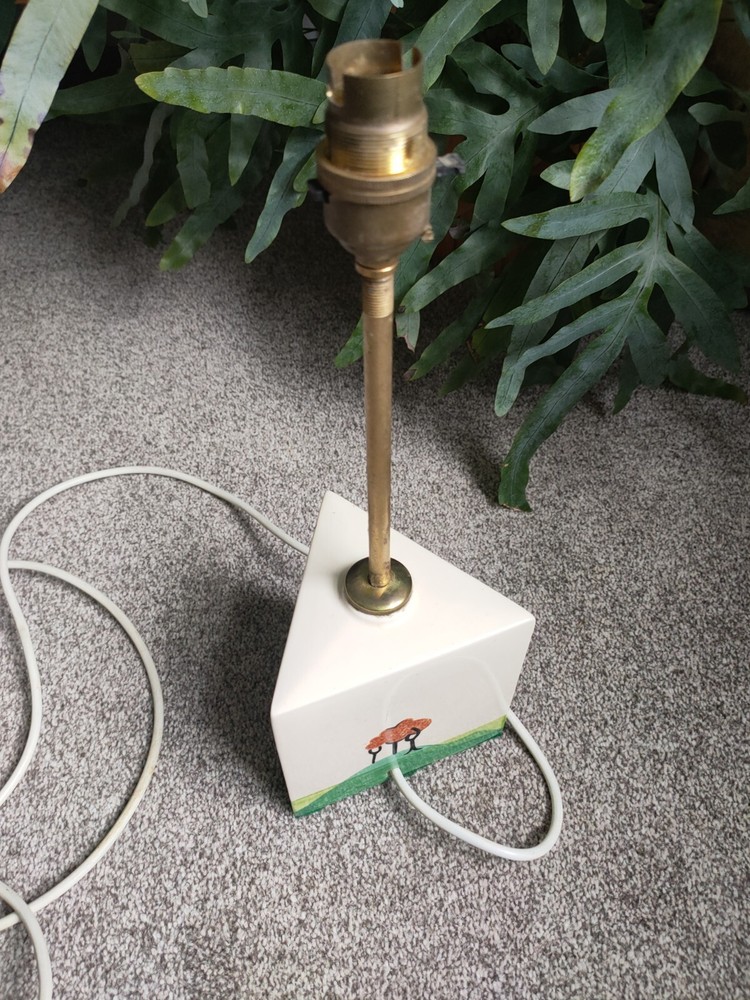 Art Deco Clarice Cliff Style Pottery Lamp Triangular Unusual 37cm Tall