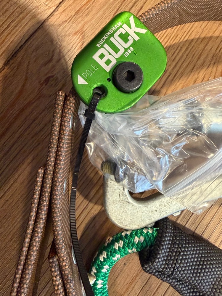 Buckingham EZsqueeze distribution style 490DRMS fall restriction device