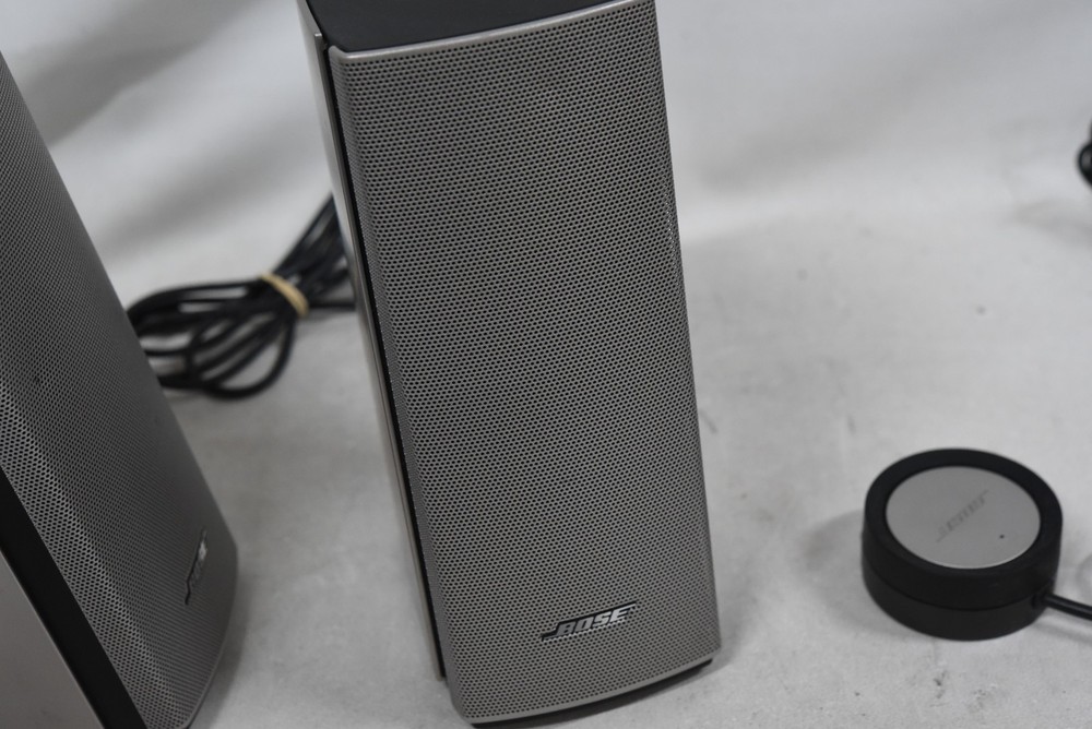 Bose Companion 20 Multimedia Speaker System with Volume Controller - Silver