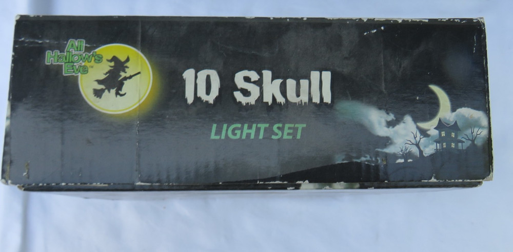 , preview full size image VTG SKELETON SKULL HALLOWEEN 10 STRING LIGHT SET BLOW