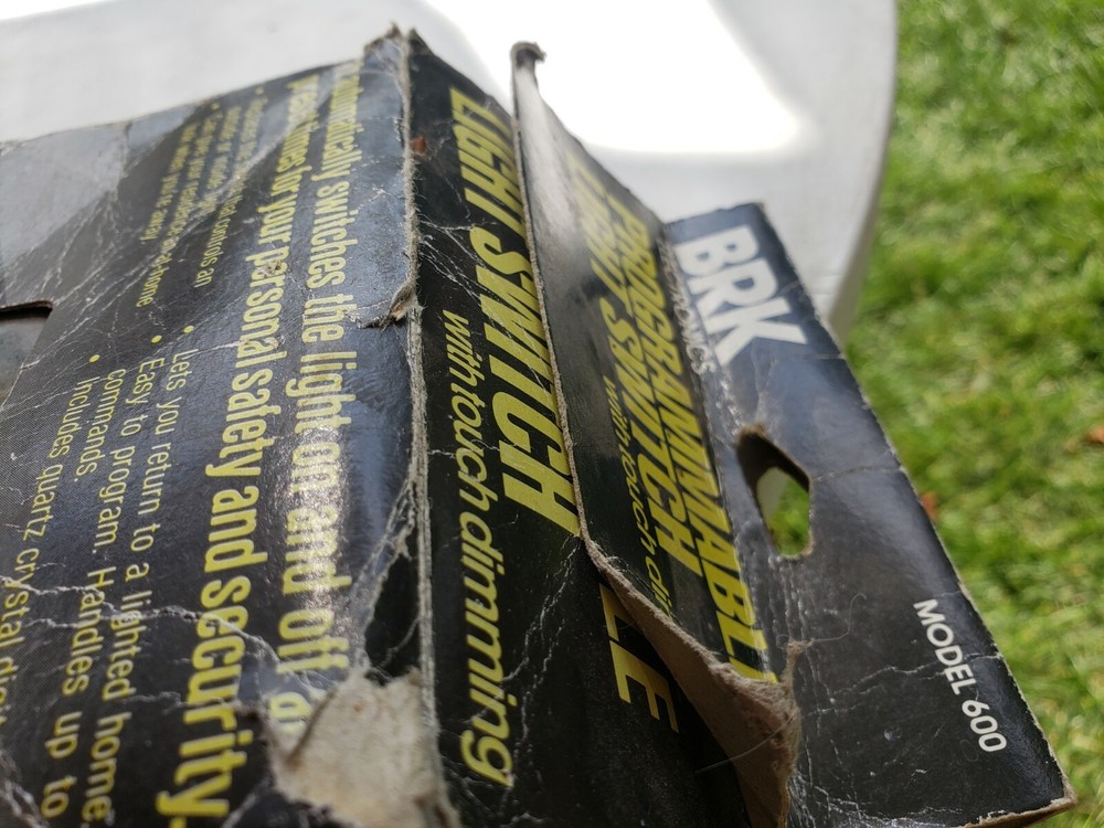 NIOB BRK Electronics Programmable Light Switch Model 600, untested