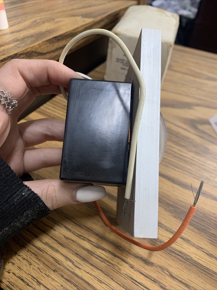 Hunt Electronics Model ALI Remote Light Level Indicator