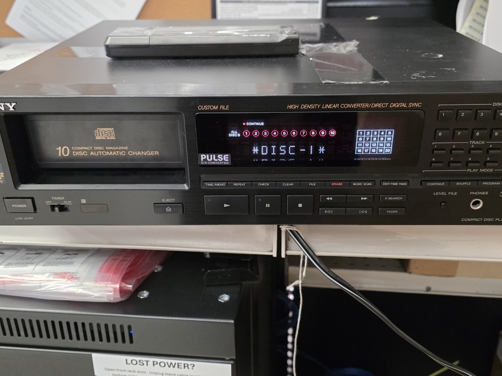 Sony CDP-C910 10-Disc CD Changer 1995 Black, Remote, POWER CORD