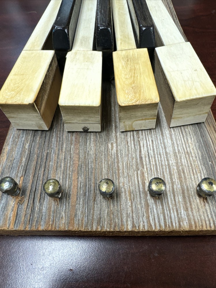 Hand Crafted Key Holder From Piano keys