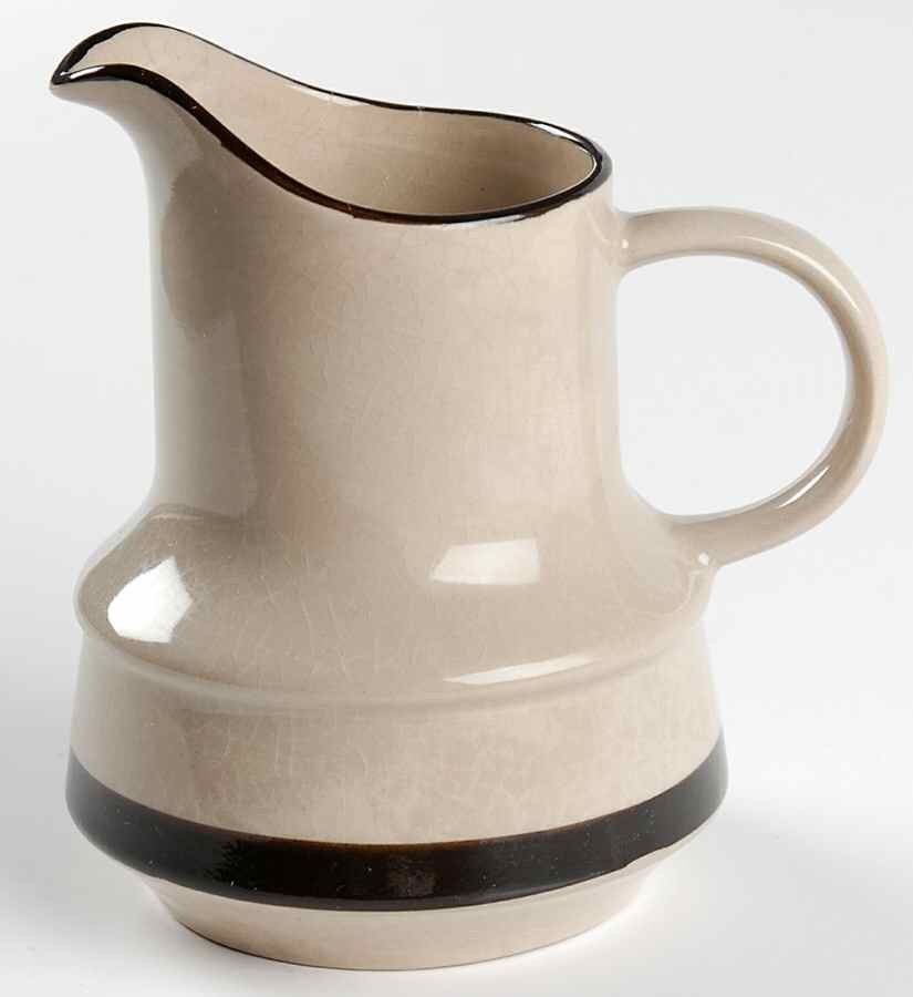 Sears Strawberries Creamer 660531