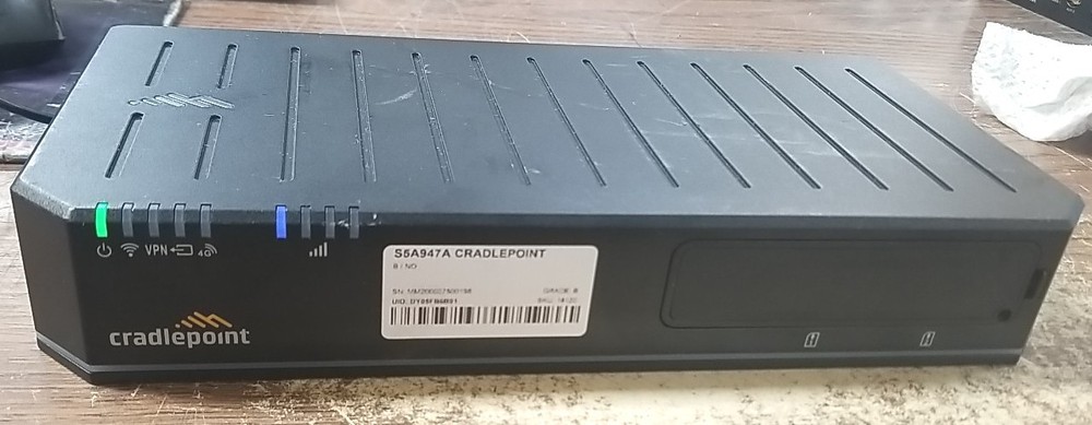 CradlePoint E300-C4D Router. UNIT ONLY! *READ⬇️*