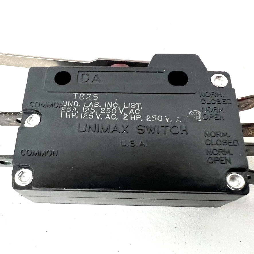 Unimax Limit Switch DAT825 25A 125 250V AC
