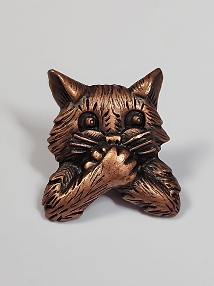 JJ Jonette Speak No Evil Cat Lapel Pin