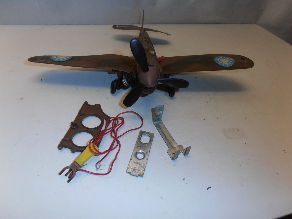Testor  049 - P-40