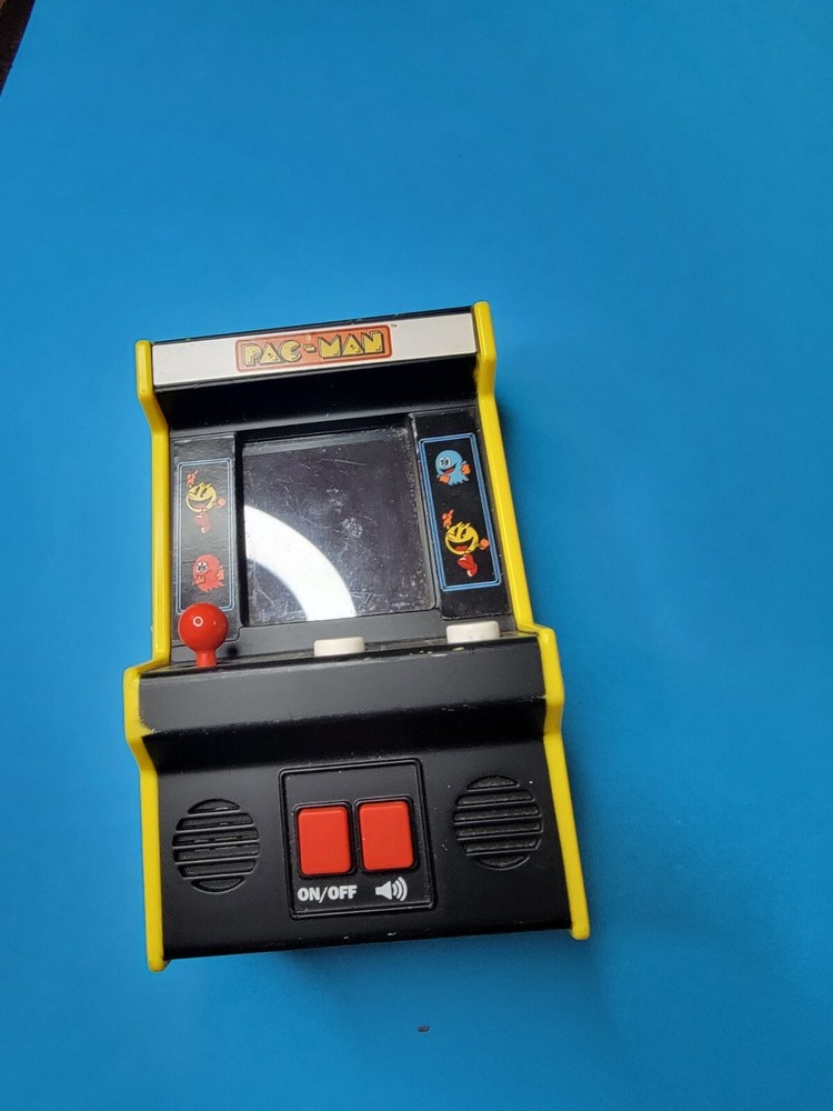 Bandai Namco Classics Pac-Man Retro Handheld Mini Arcade Game Basic Fun 09562