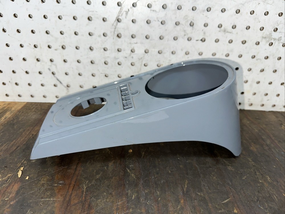 OEM HARLEY-DAVIDSON SOFTAIL INSTRUMENT PANEL CONSOLE DASH 71273-96 Used 091