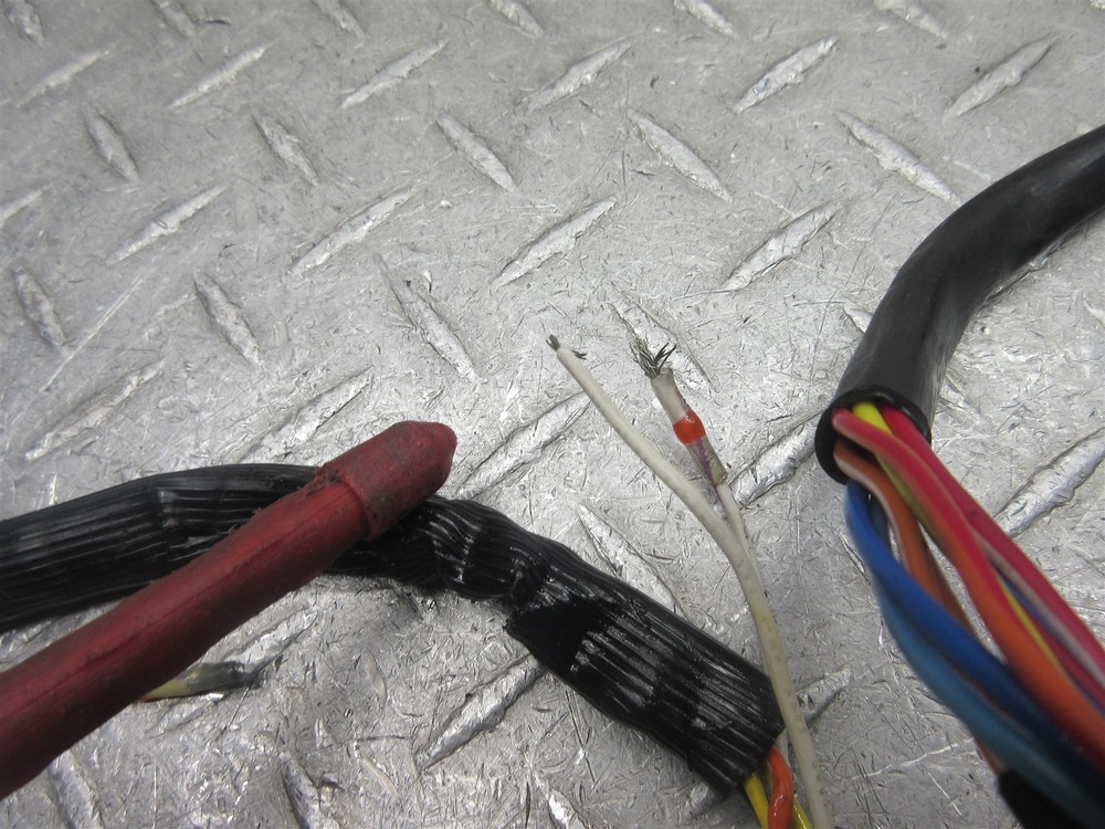 2000 Harley Davidson Softail Deuce FXST Left Switch Handlebar Control Light Horn