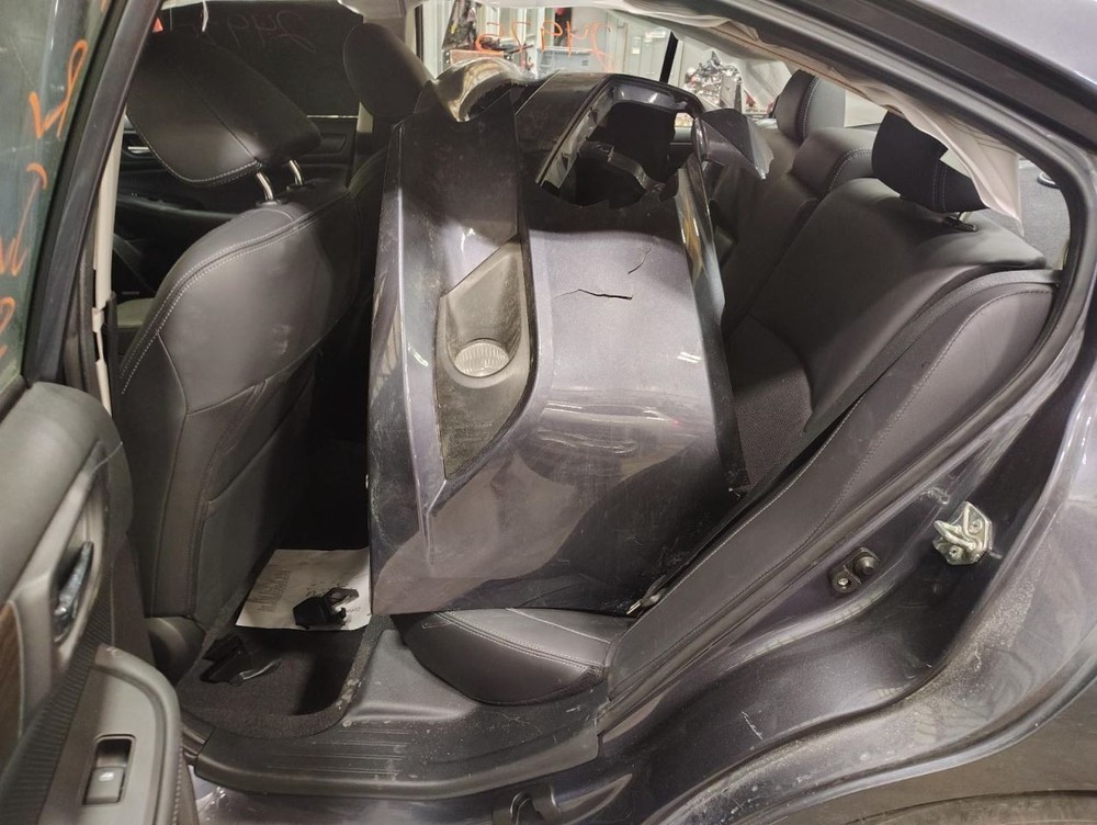 Camera/Projector Camera Windshield Mounted Upper Fits 16 LEGACY 1537204