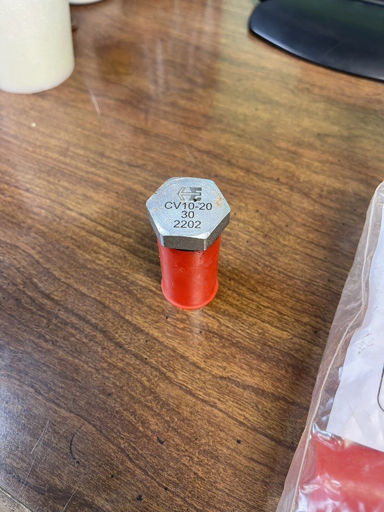New Skyjack check valve 9-191805
