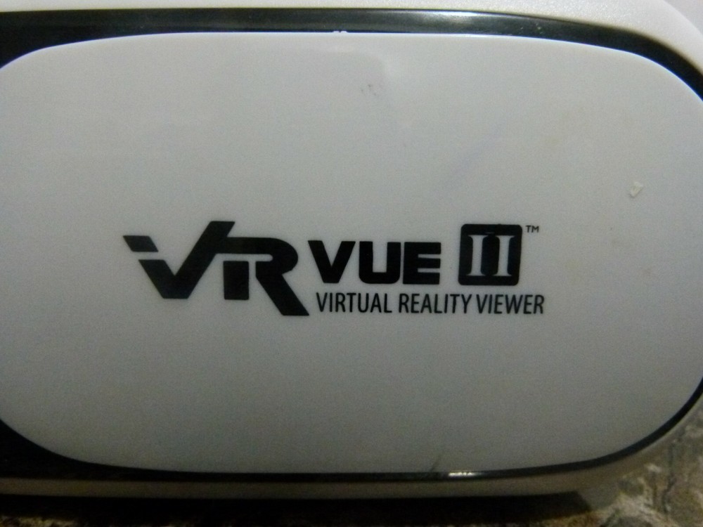 Xtreme VR Vue II virtual reality viewer- used