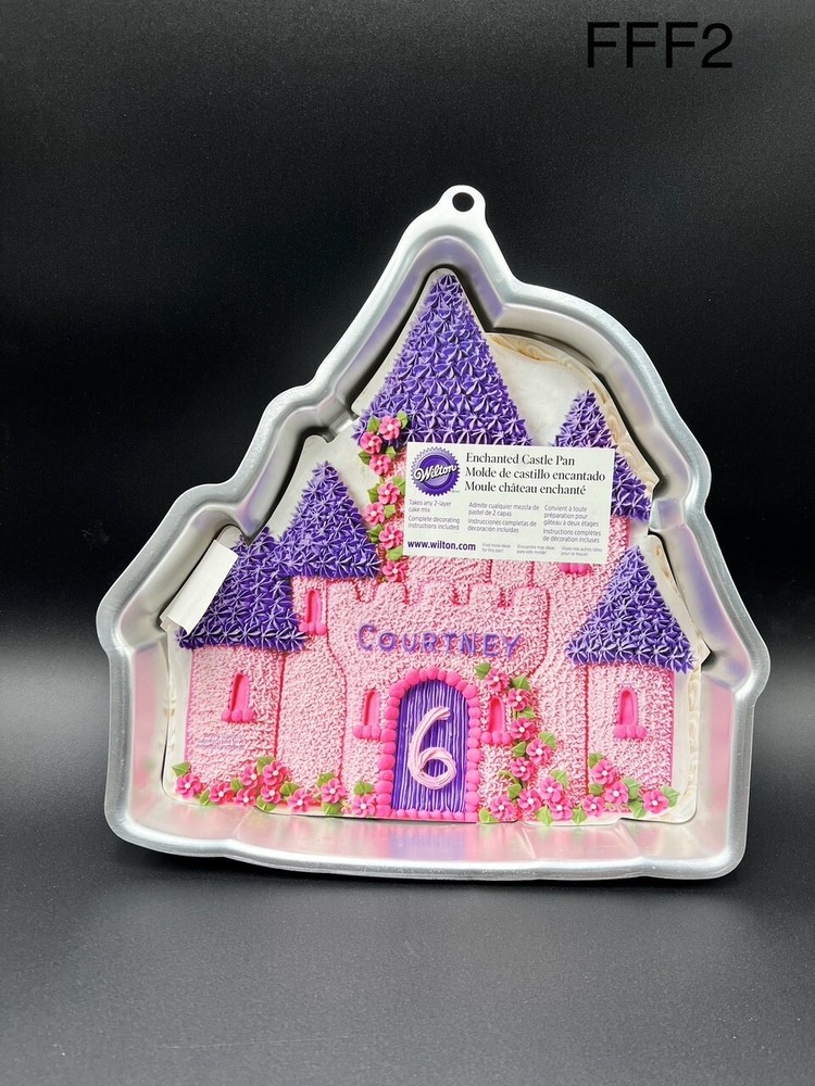Wilton Enchanted Castle Aluminum Cake pan w/ insert