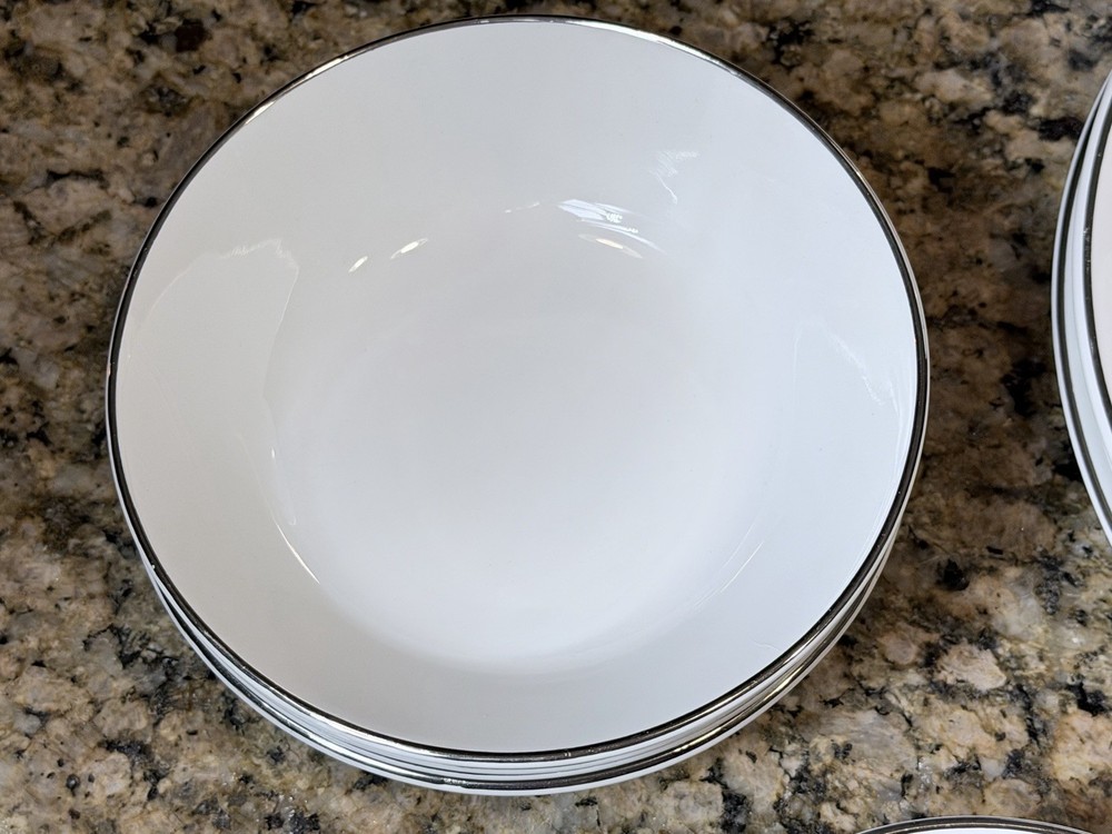 1970’s Salem Silver Elegance Ironstone England 16pc Dinnerware Set Service 4 EC