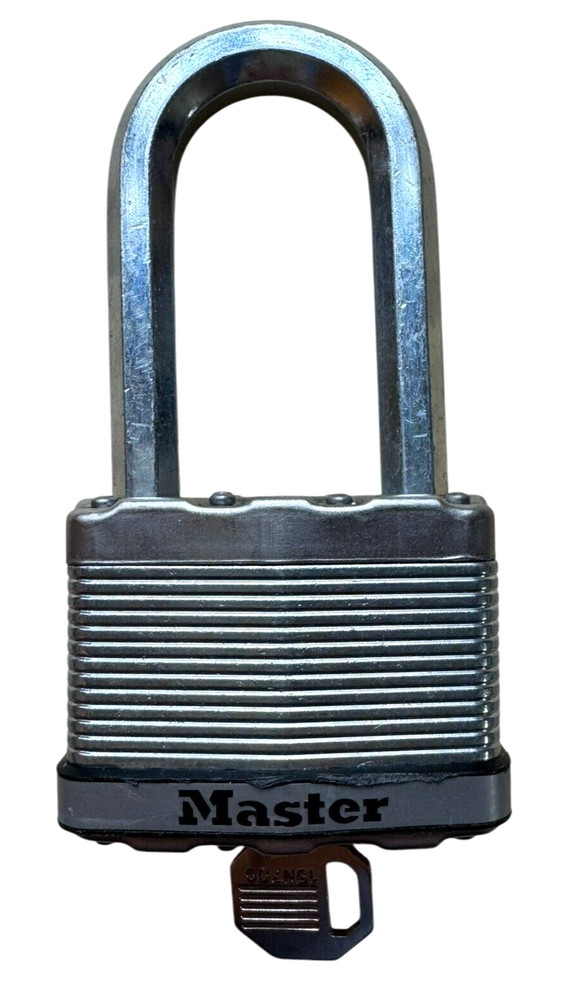 Master Lock Laminated Steel M13 Padlock With Key - 2 1/2" Shackle