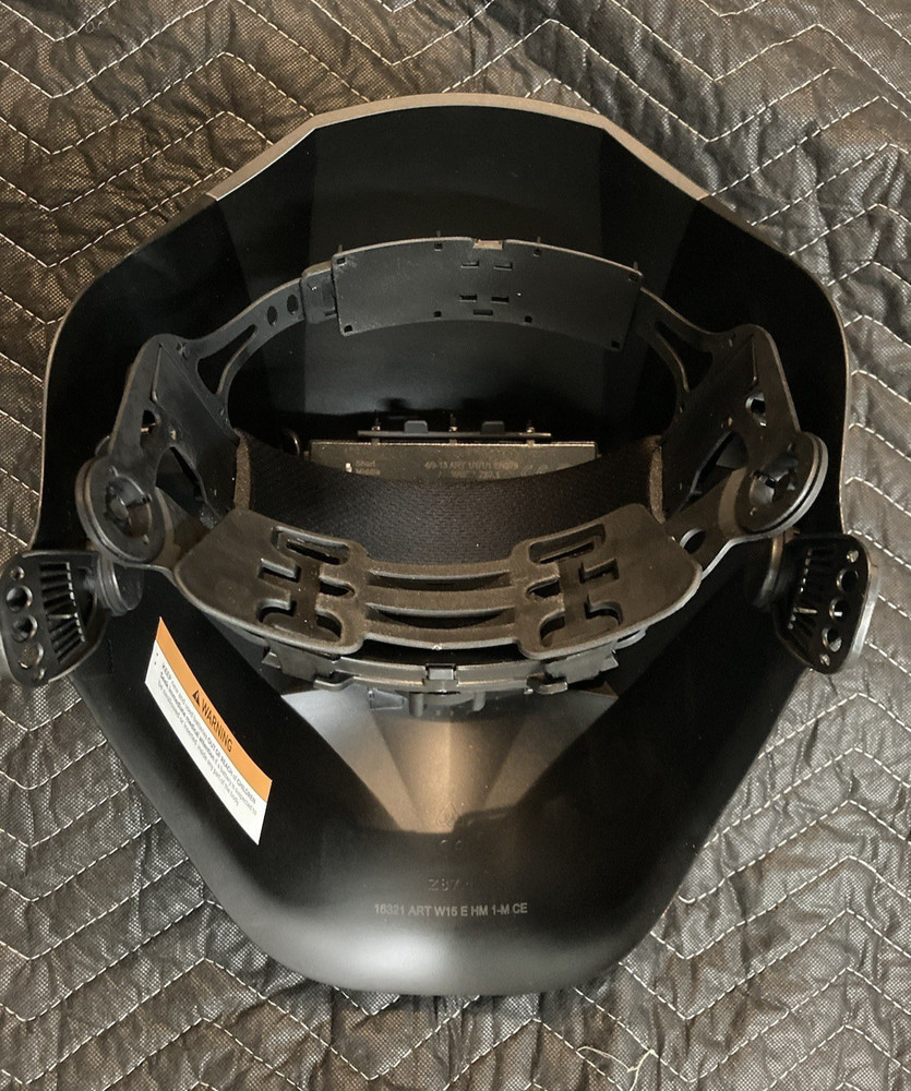 ARCCAPTAIN Auto-Darkening Welding Helmet