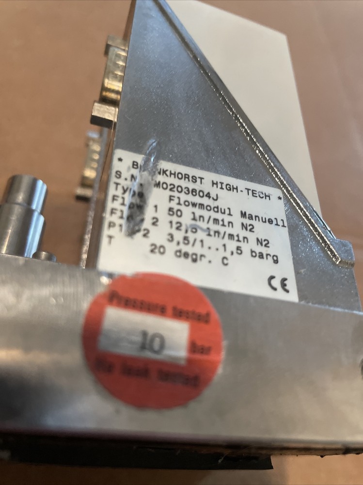 BRONKHORST MASS FLOW METER/CONTROLLER N2 50LN/MIN A15