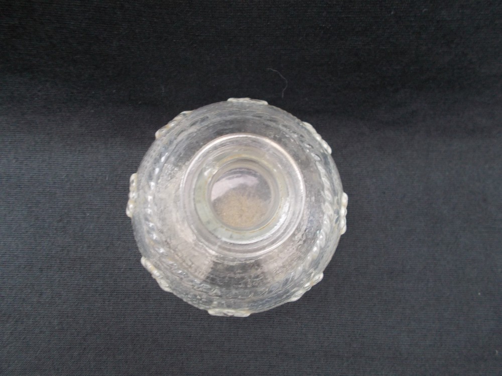 Antique Embossed Daisy Pattern Inkwell/Perfume Glass Bottle