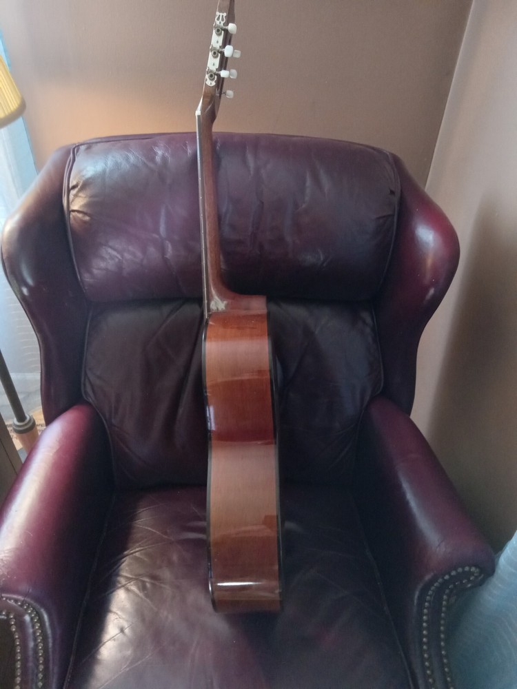 VERY NICE Lotus Lc-30 Classical Guitar