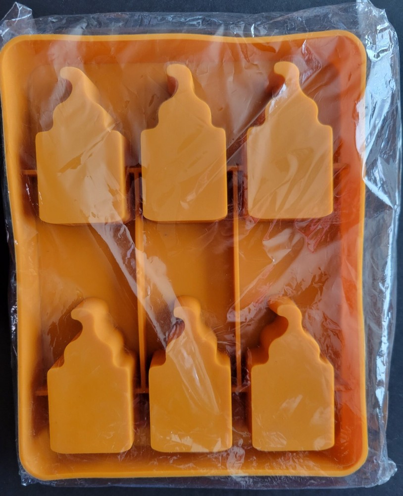 NIP Tito's Handmade Vodka Silicone Ice Cube Tray