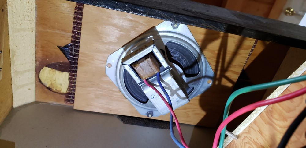 Vtg ELECTRO-MITE portable suitcase record player