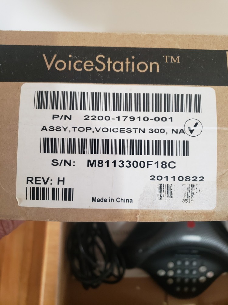 POLYCOM Voicestation 300 CONFERENCE PHONE Mint Condition, Instructions and Box