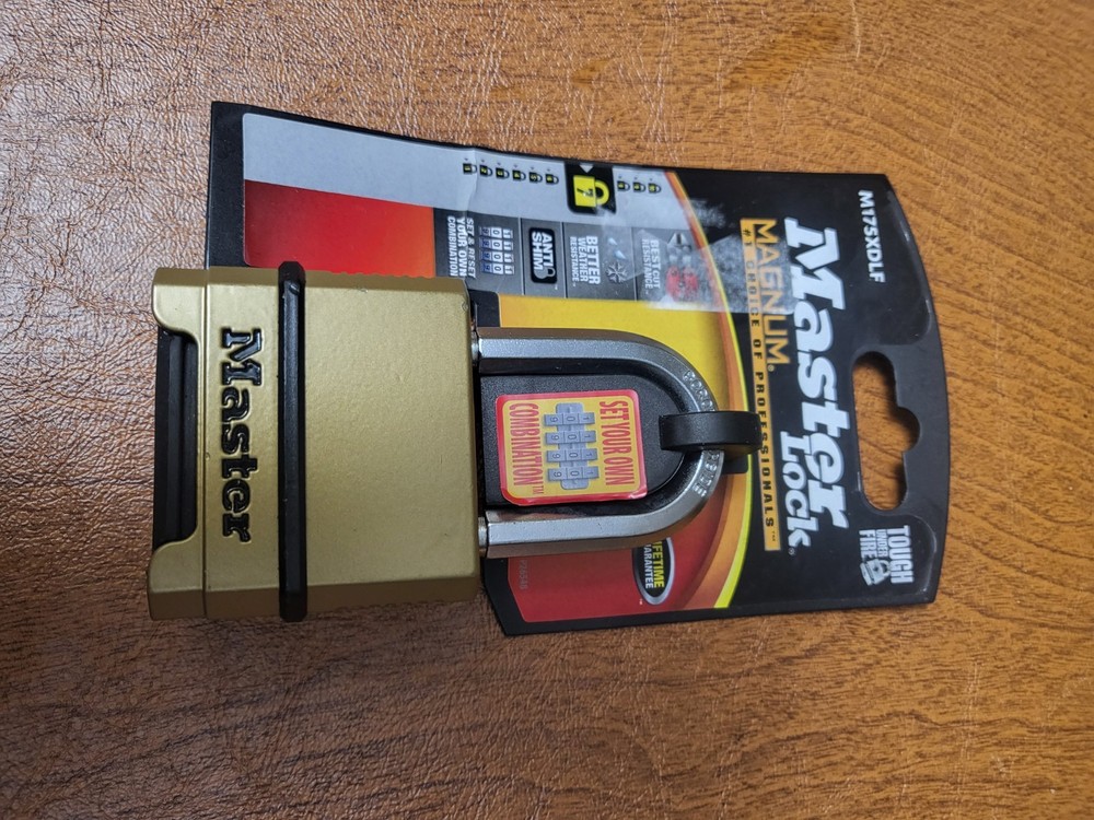Master Lock Magnum Combination Padlock With 1.5" Shackle